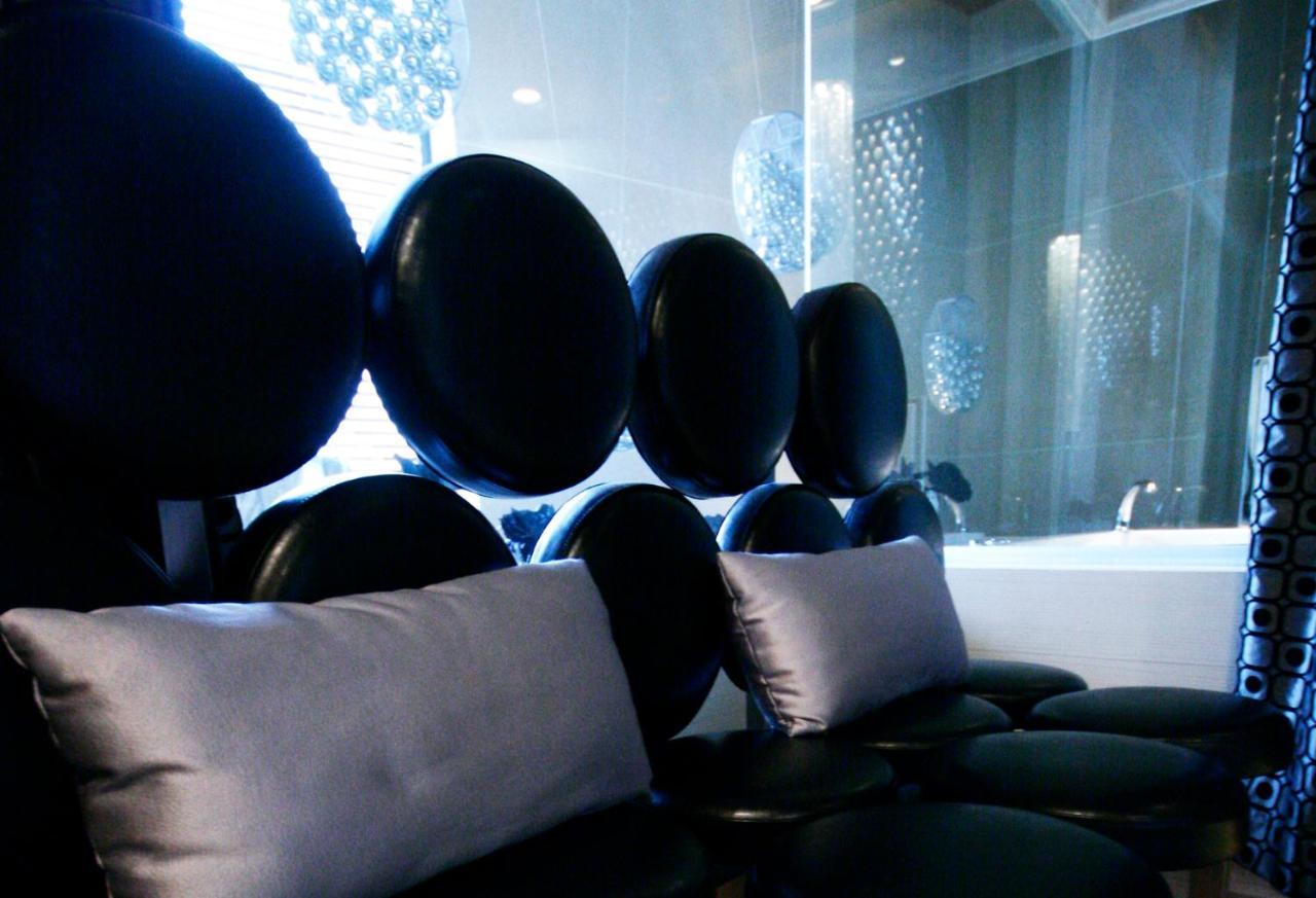 The Yorker Deluxe Motel Таоюань Екстер'єр фото