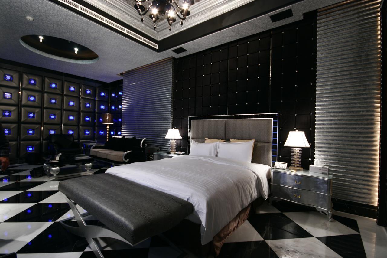 The Yorker Deluxe Motel Таоюань Екстер'єр фото