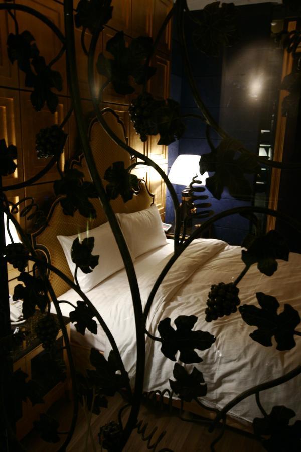 The Yorker Deluxe Motel Таоюань Екстер'єр фото