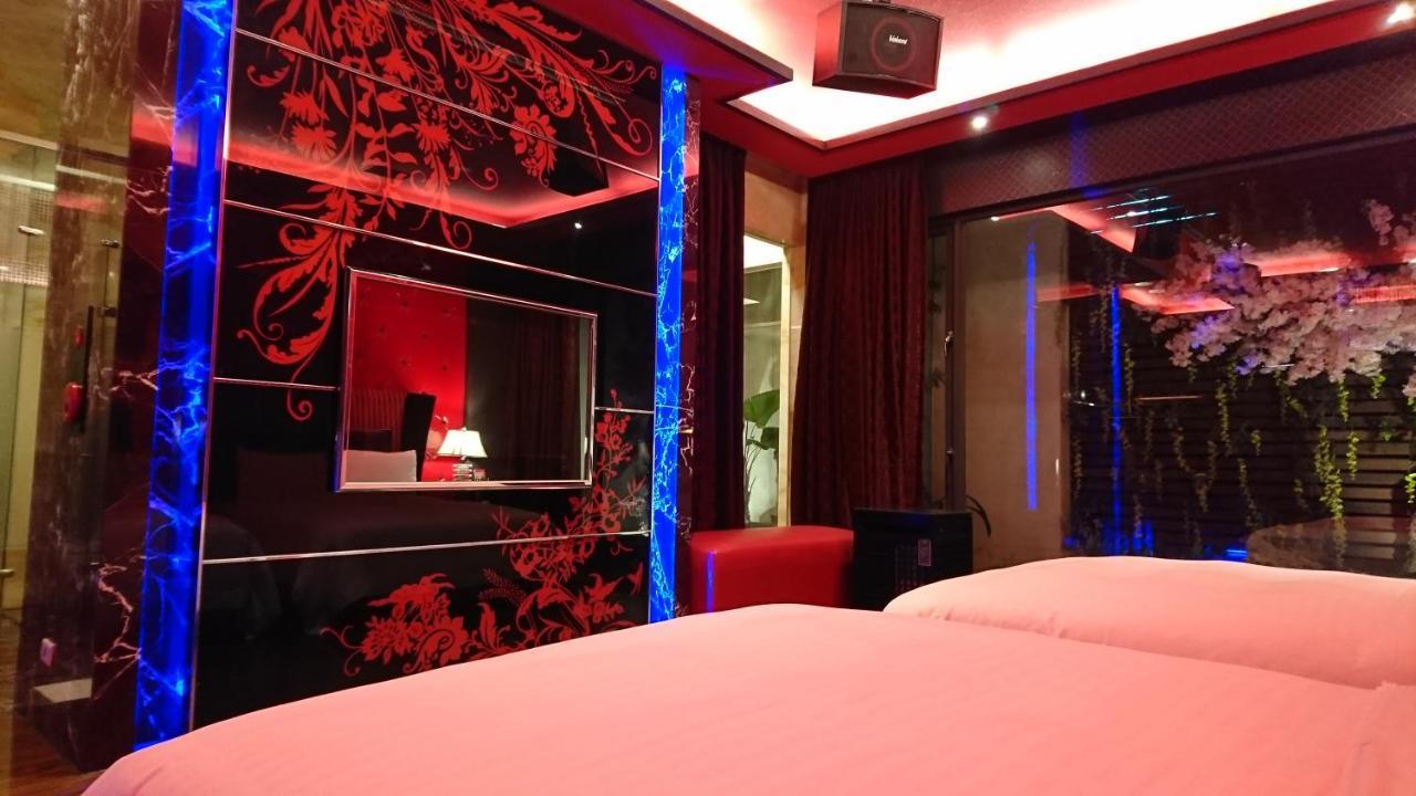 The Yorker Deluxe Motel Таоюань Екстер'єр фото